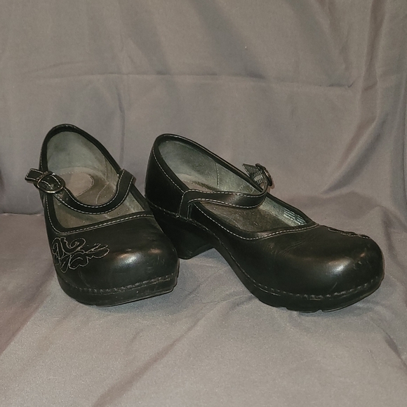 Dansko Black Mary Jane Women's Shoes - Picture 1 of 4